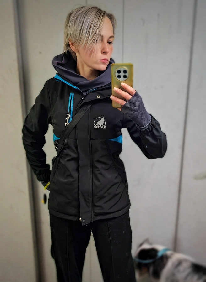 Фотография к отзыву от Оксана. Товар: <a href='/catalog/product/vetrovka-softshell/'>Ветровка Softshell</a>